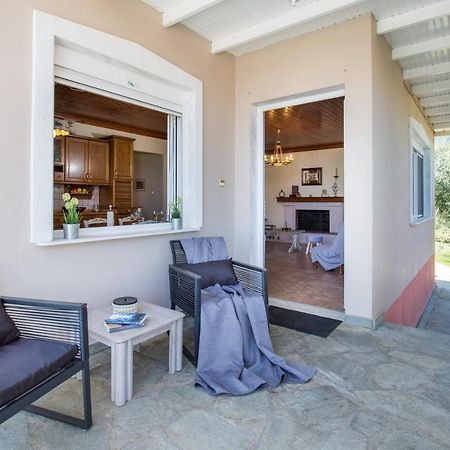 Vista Del Mare Luxury Villa Koinira Exterior photo